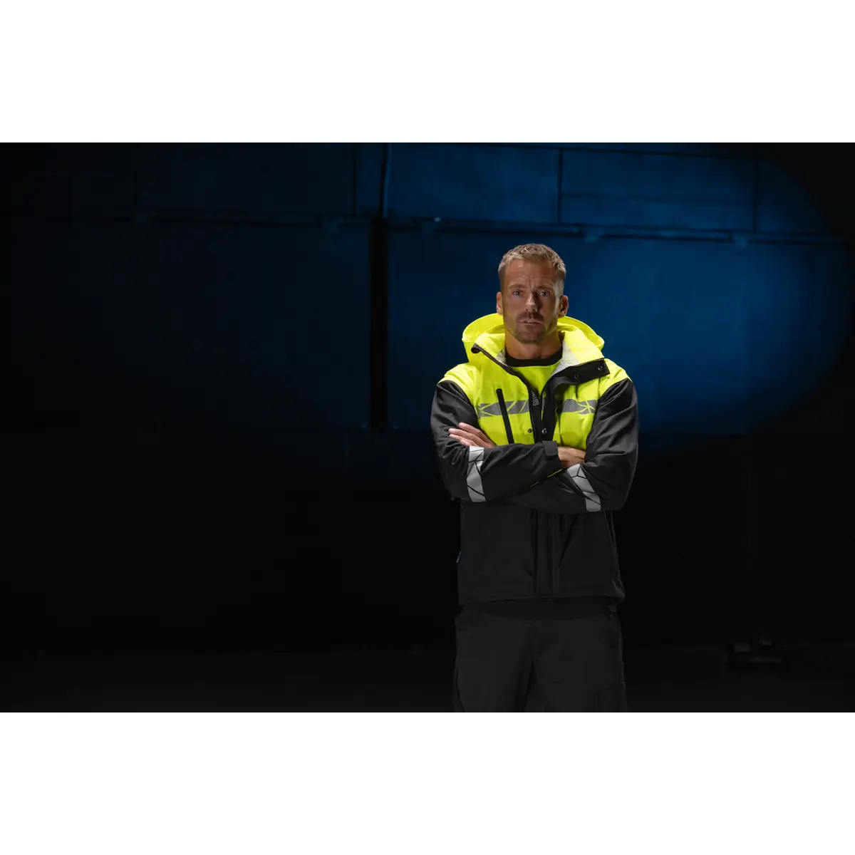Chaqueta hombre PROJOB PROGRESSION 7414 647414 1 Chaqueta hombre PROJOB PROGRESSION 7414 647414, vista frontal con modelo