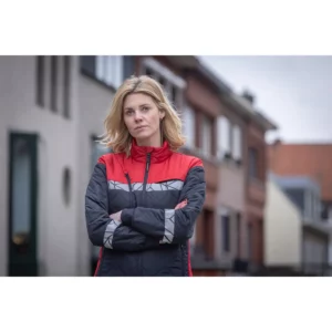 Chaqueta mujer PROJOB PROGRESSION 7421 647421, con modelo en exterior