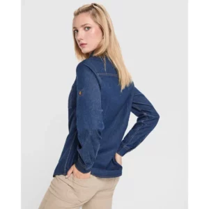 Camisa vaquera mujer Roly WRK Lujan Woman 6707, vaquero, vista posterior con modelo