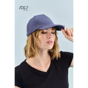 Gorra unisex SOL’S LONG BEACH 00594, vista con modelo.