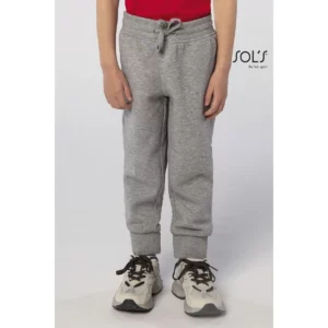 Pantalón jogging infantil SOL’S JAKE KIDS 02121, vista con modelo.