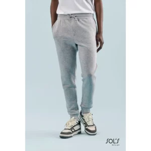 Pantalón jogging unisex SOL’S JUMBO 03810, vista con modelo.