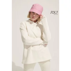 Sombrero reversible SOL’S BUCKET NYLON 03999, vista con modelo.