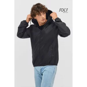 Cortavientos unisex SOL’S SHIELD 04758, vista con modelo.