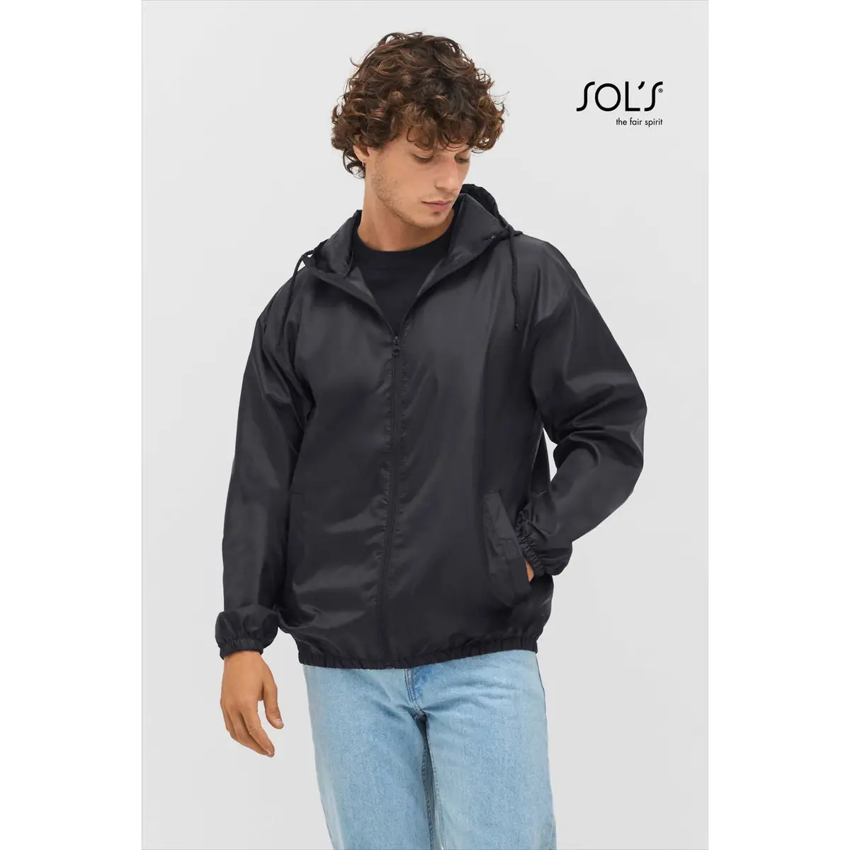 Cortavientos unisex SOL’S SHIELD 04758 2 Cortavientos unisex SOL’S SHIELD 04758, vista con modelo.