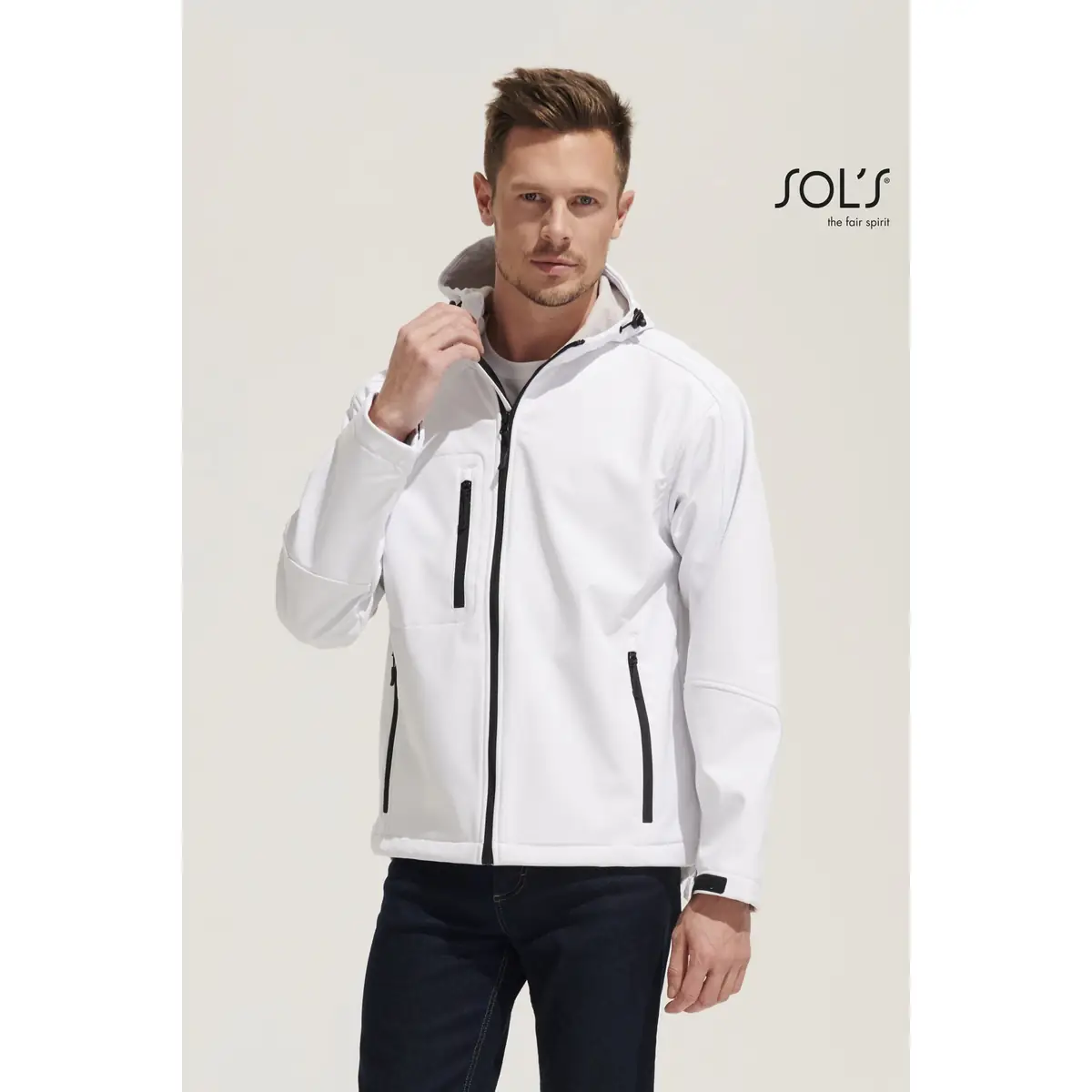 Chaqueta softshell hombre SOL’S REPLAY MEN 46602 1 Chaqueta softshell hombre SOL’S REPLAY MEN 46602, vista con modelo.
