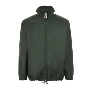 Cortavientos unisex SOL’S SHIFT 01618 en Verde bosque, frontal sin persona.