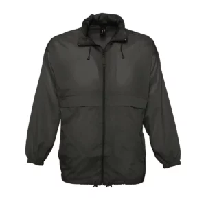 Cortavientos unisex SOL’S SURF 32000 en Negro, frontal sin persona.