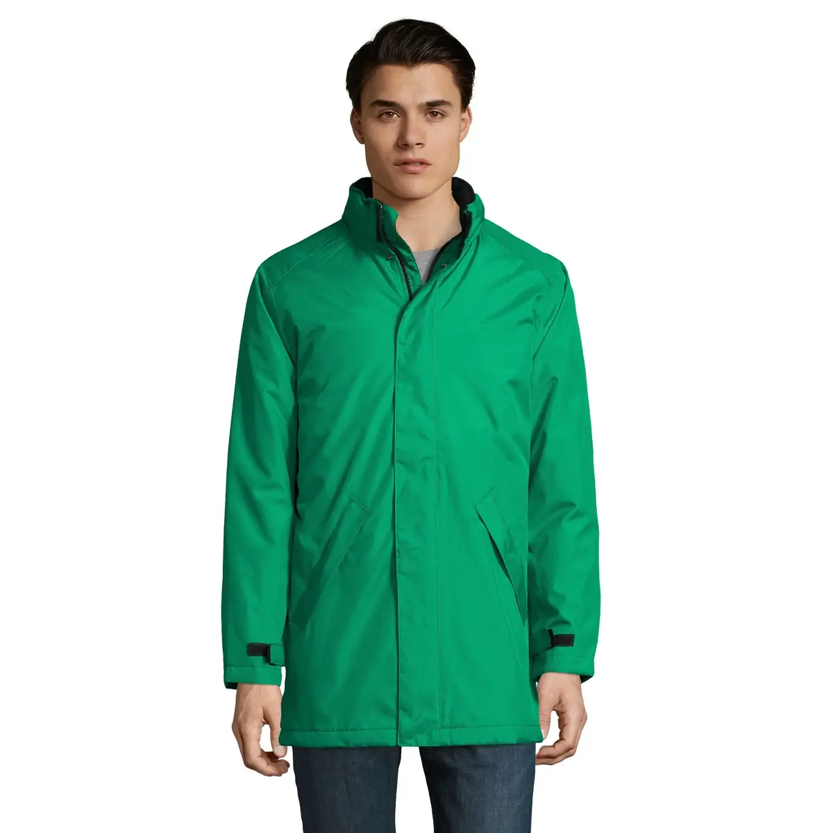 Chaqueta acolchada unisex SOL’S ROBYN 02109 14 Chaqueta acolchada unisex SOL’S ROBYN 02109 en Verde pradera, frontal con modelo.