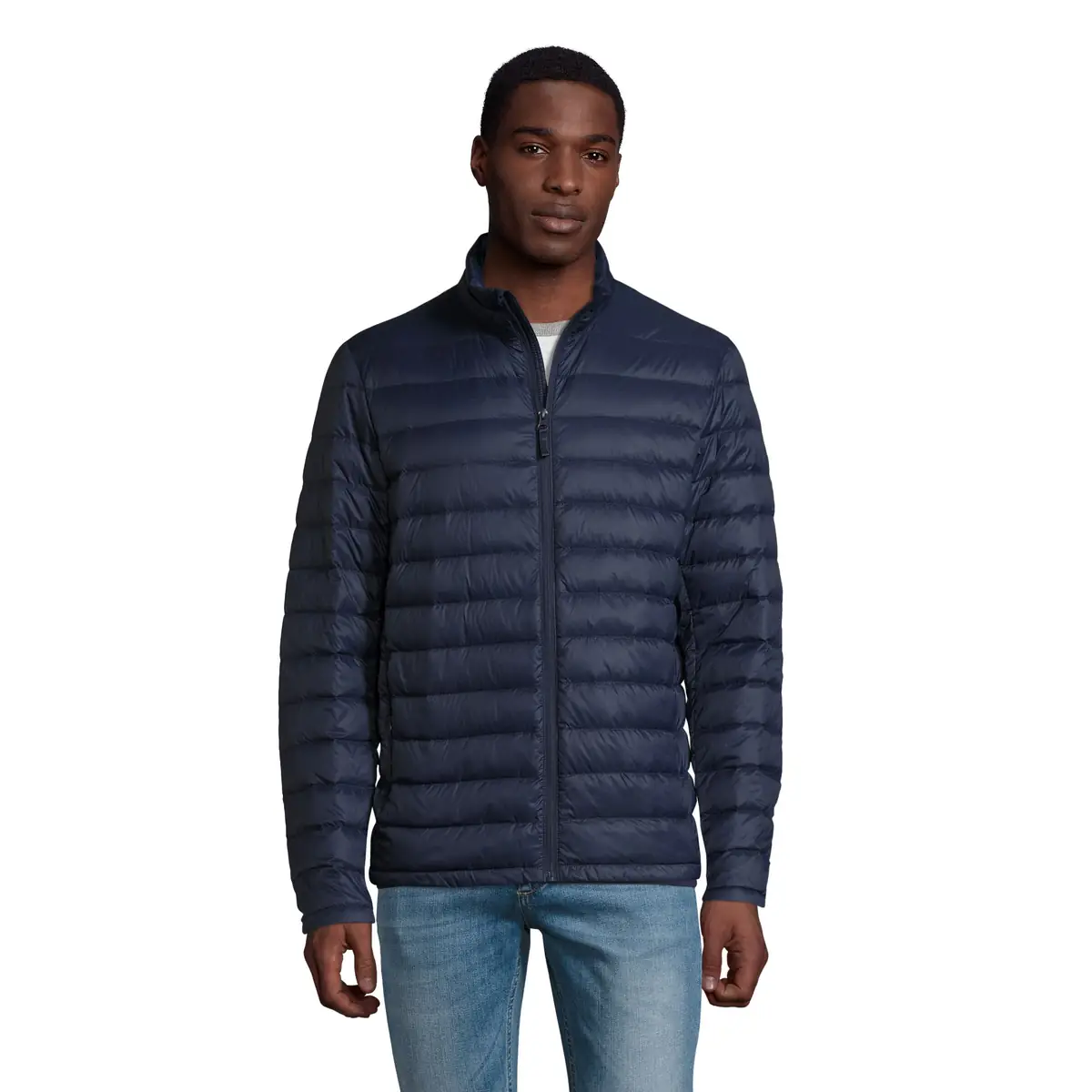 Chaqueta ligera hombre SOL’S WILSON MEN 02898 4 Chaqueta ligera hombre SOL’S WILSON MEN 02898 en French marino, frontal con modelo.