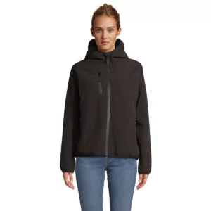 Chaqueta softshell mujer SOL’S FALCON PADDED WOMEN 04450, vista con modelo.