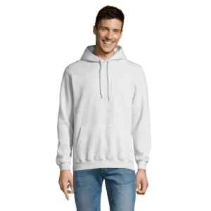 Sudadera con capucha unisex SOL’S SLAM 13251 en Ash, frontal con modelo.