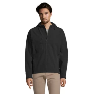 Chaqueta softshell hombre SOL’S REPLAY MEN 46602, vista con modelo.