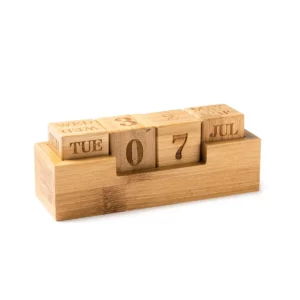 Calendario perpetuo Stamina Medus 1002, crudo, vista frontal en perspectiva