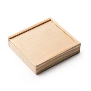 Set de juegos Stamina Brisca 1016, crudo, vista frontal de la caja cerrada