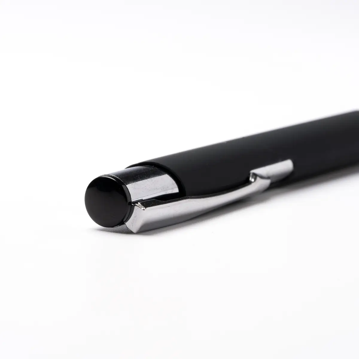 Bolígrafo de aluminio Stamina Borux 1244 3 Bolígrafo de aluminio Stamina Borux 1244, negro, detalle del pulsador y el clip