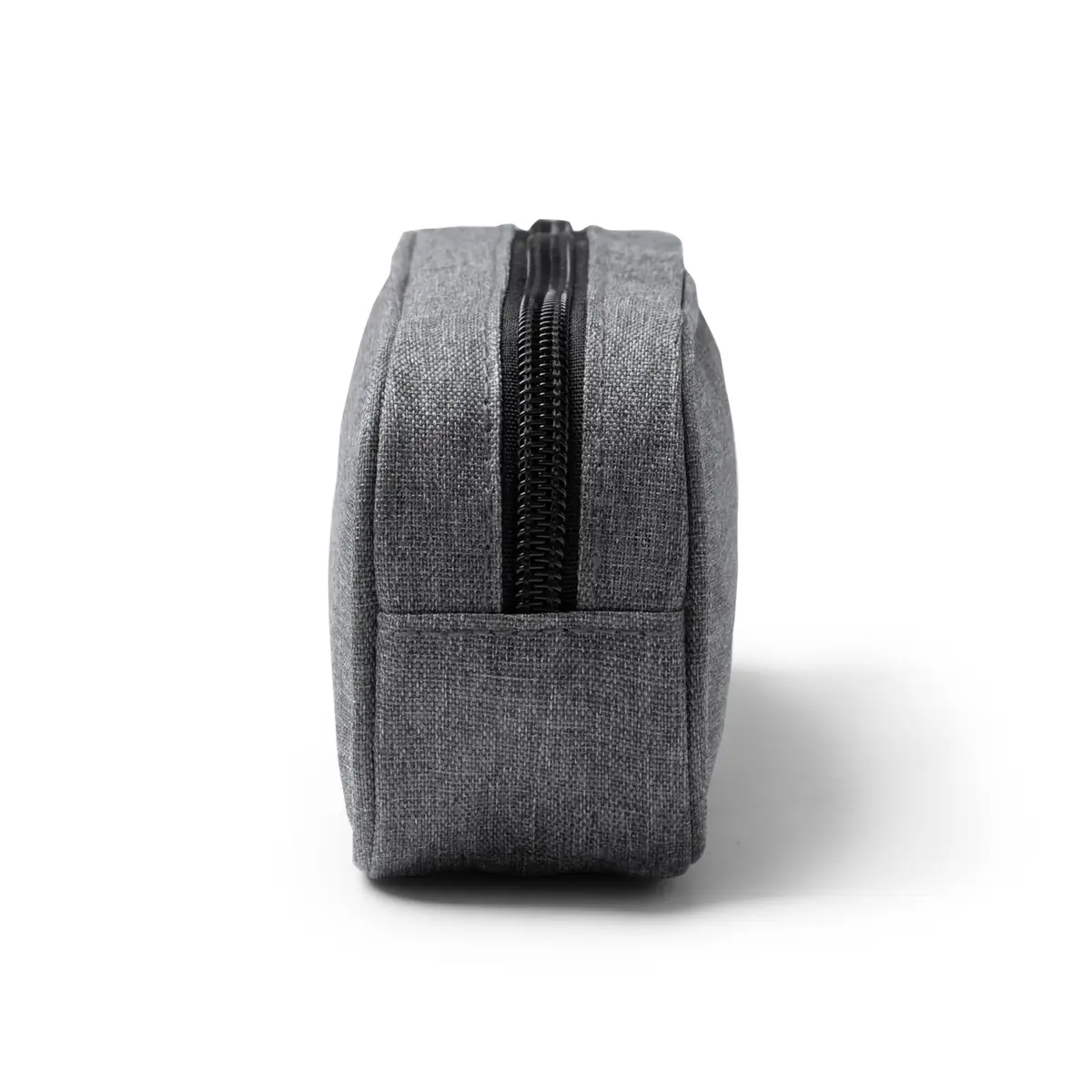 Estuche Stamina Montu 1338 7 Estuche Stamina Montu 1338, gris, vista lateral del estuche