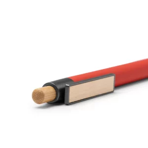 Bolígrafo metálico Stamina Copla 1506, rojo, detalle del pulsador y el clip de bambú