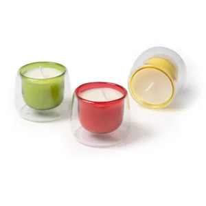 Vela aromática Stamina Flora 1530, vista de tres colores del modelo