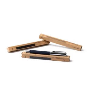 Roller con tapa Stamina Lomox 1572, marino, vista del roller con la caja de diseño kraft incluida