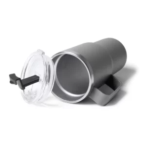 Taza con tapa Stamina Kencher 1589, gris, vista de la taza tumbada junto a la tapa
