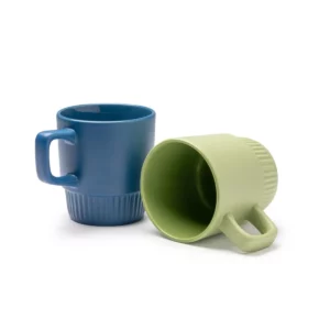 Taza de cerámica Stamina Longi 1613, composición de tazas en azul profundo y verde salvia