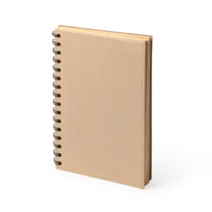 Libreta A5 Stamina Nusax 1627, crudo, vista en perspectiva de la cubierta