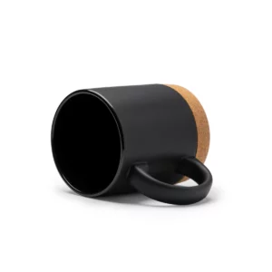 Taza con base de corcho Stamina Nurix 1637, negro, vista de la taza tumbada con el interior visible