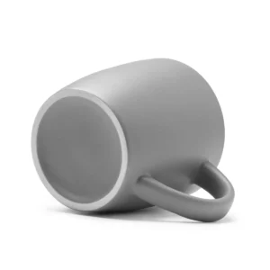 Taza compacta de cerámica Stamina Amit 1640, gris, detalle de la base de la taza