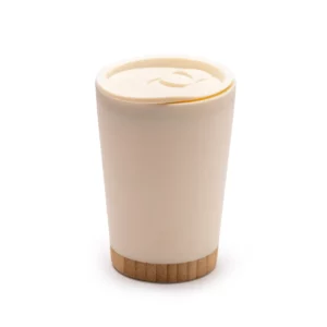 Vaso de doble pared Stamina Mirin 1686, beige, vista superior del vaso con tapa en perspectiva