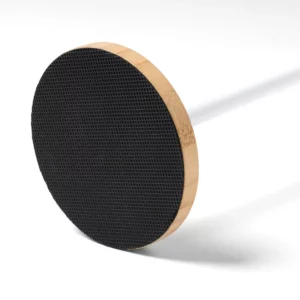 Lámpara LED con base de bambú Stamina Barrow 1745, blanco, detalle de la goma de la base