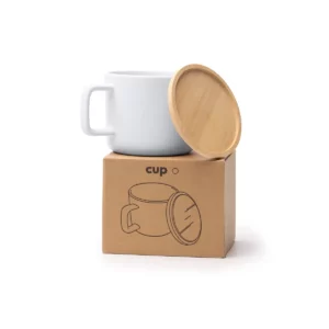 Taza con tapa de bambú Stamina Molok 1841, blanco, vista de la taza y de la tapa junto a su caja de diseño