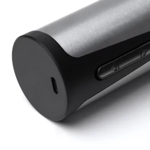 Sacacorchos eléctrico Stamina Pingux 1891, negro, detalle del conector USB-C y del botón de control