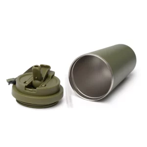 Vaso térmico Stamina Folner 1999, verde oscuro, vista del vaso abierto junto a la tapa y la pajita