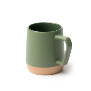 Taza de cerámica bicolor Stamina Tidak 2013, verde salvia, vista superior de la taza en perspectiva