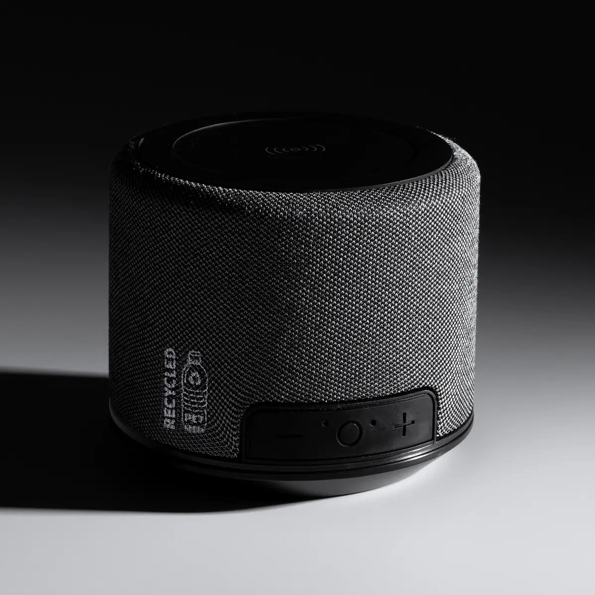 Altavoz con carga inalámbrica Stamina Tenor 3192 3 Altavoz con carga inalámbrica Stamina Tenor 3192, gris vigoré, vista ambiental