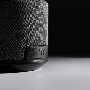 Altavoz con carga inalámbrica Stamina Tenor 3192, gris vigoré, detalle de los controles