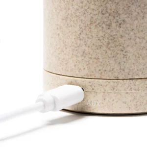 Altavoz inalámbrico Stamina Kumber 3198, crudo, detalle del puerto de carga