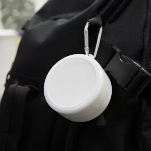 Vaso plegable Stamina Gosto 4064, blanco, vista del vaso plegado sujeto a una mochila