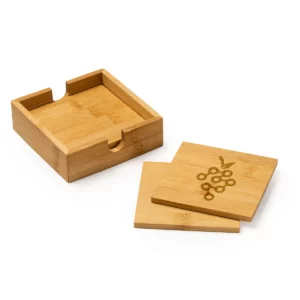 Set de 4 posavasos de bambú Stamina Algor 4113, crudo, ejemplo de marcaje de los posavasos junto a la caja