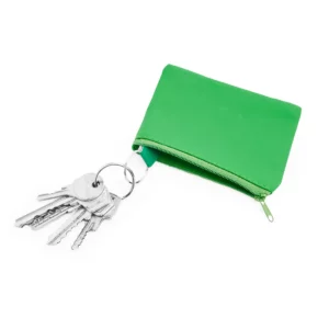 Monedero con llavero Stamina Medea 7542, verde helecho, vista del monedero con llaves como ejemplo de uso