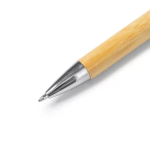 Bolígrafo de bambú Stamina Tucuma 8018, crudo, detalle de la punta de acabado metalizado