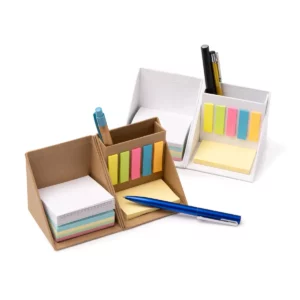 Set de escritorio Stamina Dimas 8062, ejemplo de ambos colores con útiles de escritura