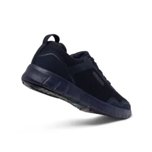 Zapatilla de trabajo Suecos Stabil azul marino, vista elevada
