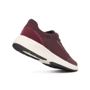 Zapato de trabajo Suecos Vinter burdeos y blanco, vista elevada