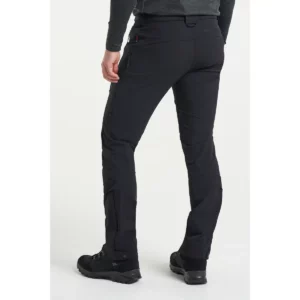 Pantalón hombre TENSON TXLITE FLEX PANTS 465018064, Negro, con modelo, vista posterior del pantalón