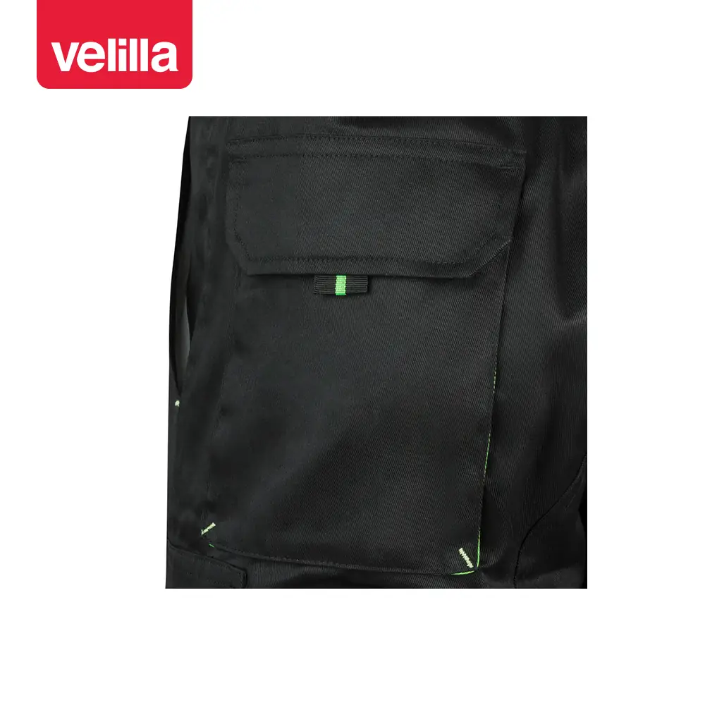 Bermudas bicolor multibolsillos Velilla 103007 38 Bermudas bicolor multibolsillos Velilla 103007 Negro/Verde lima, detalle de bolsillo trasero