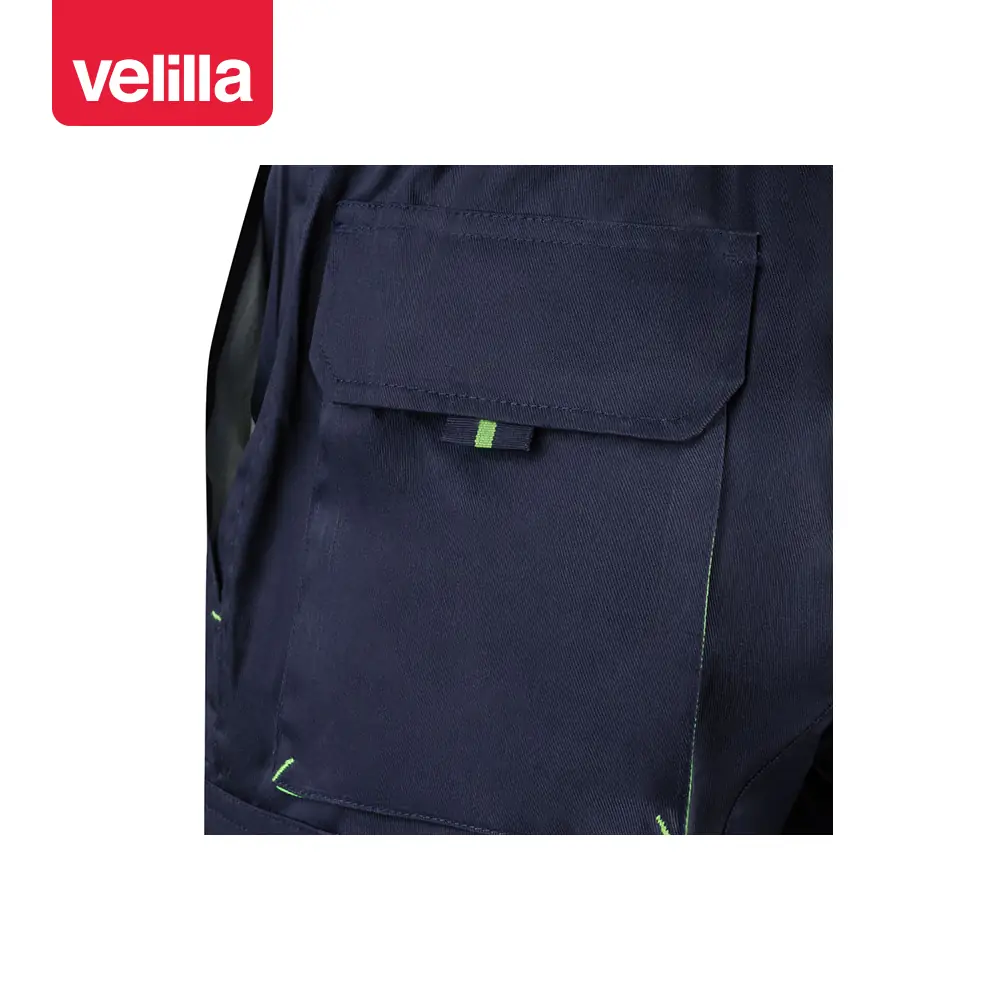 Bermudas bicolor multibolsillos Velilla 103007 15 Bermudas bicolor multibolsillos Velilla 103007 Azul marino/Verde lima, detalle de bolsillo trasero