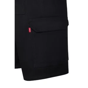 Bermuda multibolsillos Velilla 103027 Negro, detalle de bolsillo lateral con tapeta