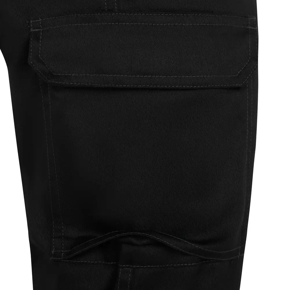 Pantalón forro polar Velilla 103037 17 Pantalón forro polar Velilla 103037 Negro, detalle de tapeta y fuelle del bolsillo lateral